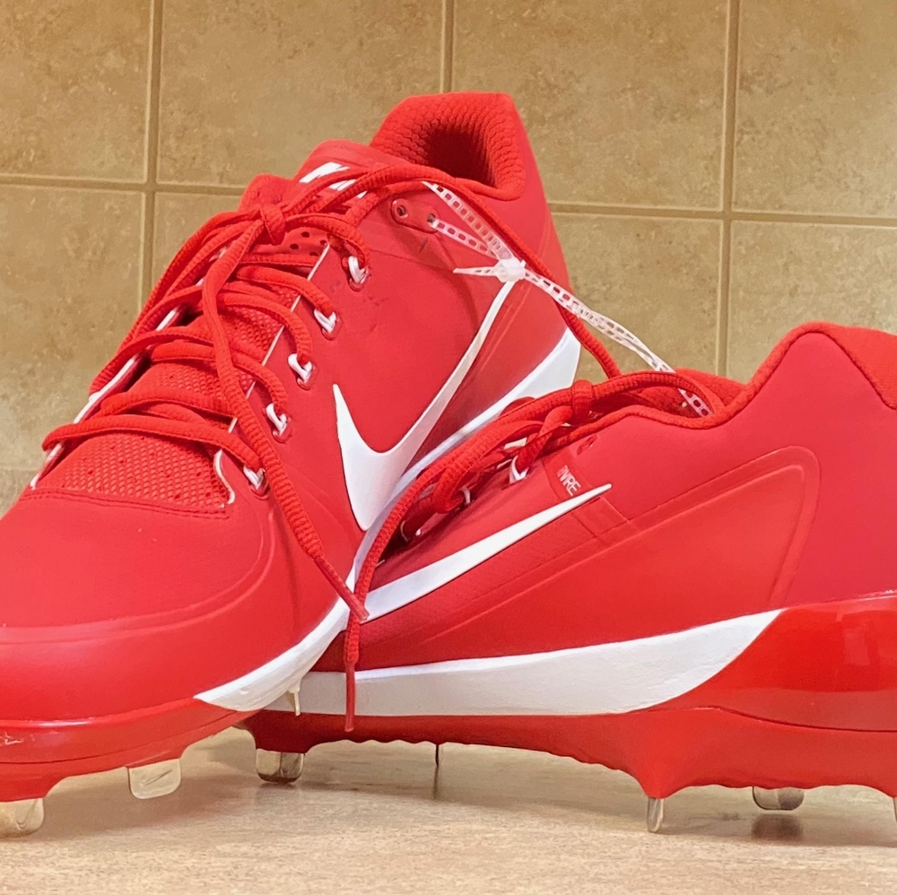 Nike Metal Baseball Cleats